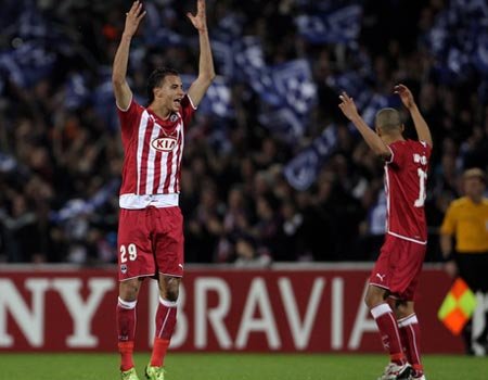 Arsenal Resmi rekrut Chamakh