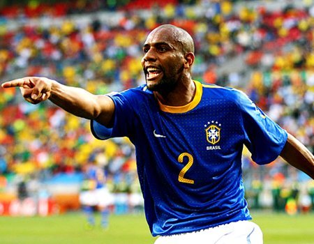 Maicon Masih Bisa ke Madrid