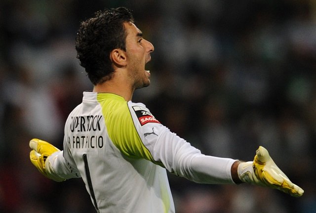 Sporting Lisbon Siap Jual Kiper Mereka Ke Liverpool