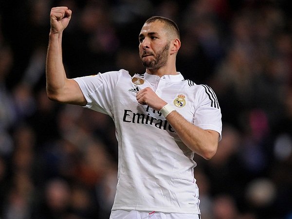 Agen: Benzema Bertahan di Madrid