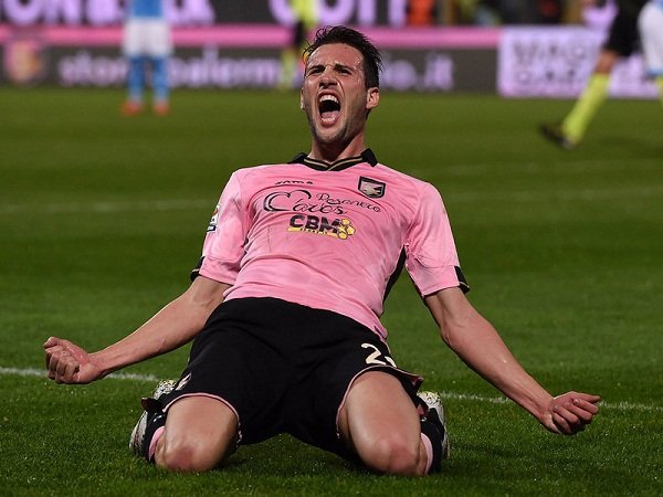 Palermo Tolak Permintaan Roma Soal Vazquez