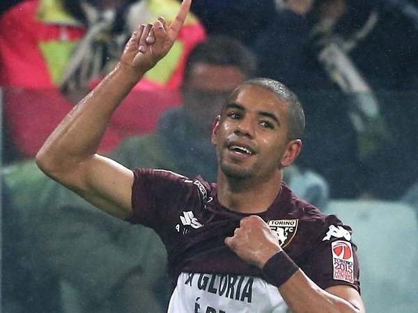 FC Porto Naikkan Tawaran Untuk Gaet Bruno Peres