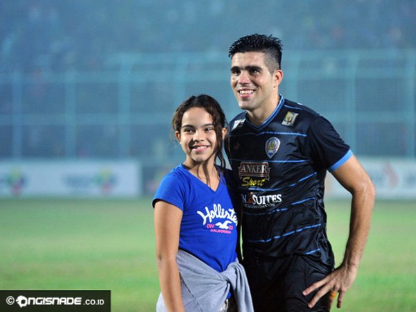 Fabiano Absen, Esteban Gagal Gabung Arema