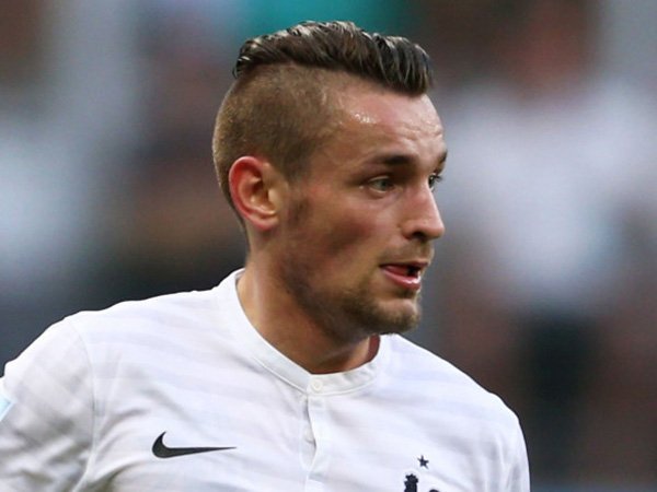 Juventus Tertarik Dengan Full Back Arsenal