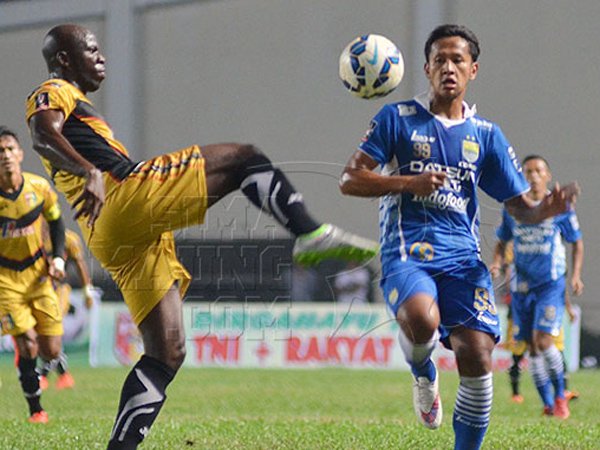 Review Piala Presiden 2015 : Mitra Kukar Tundukkan Persib Bandung