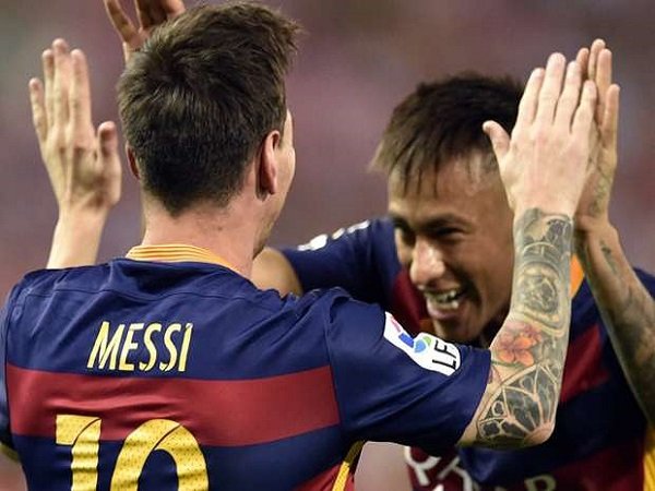 Neymar Tiru Pola Diet Messi
