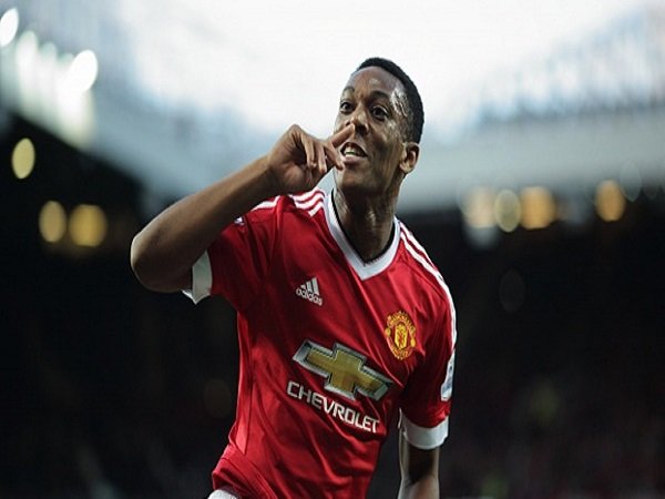 Dijuluki Thierry Henry Baru, Anthony Martial Merendah