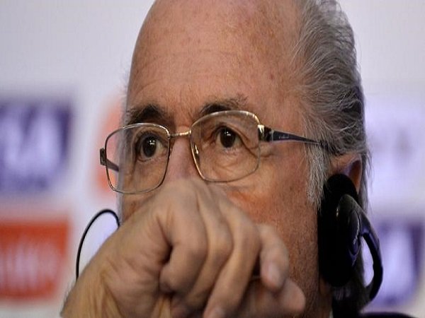 Sepp Blatter Kena Skors Tiga Bulan