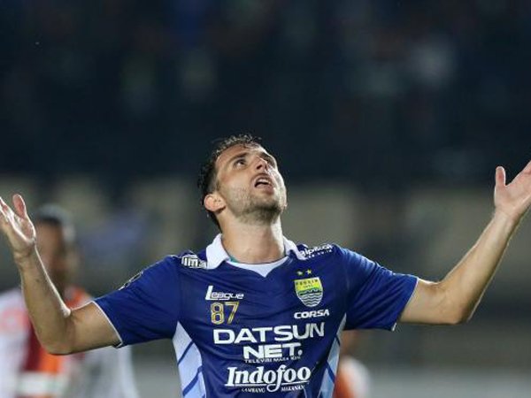 Ilija Spasojevic Puji Ronaldo ala Persib