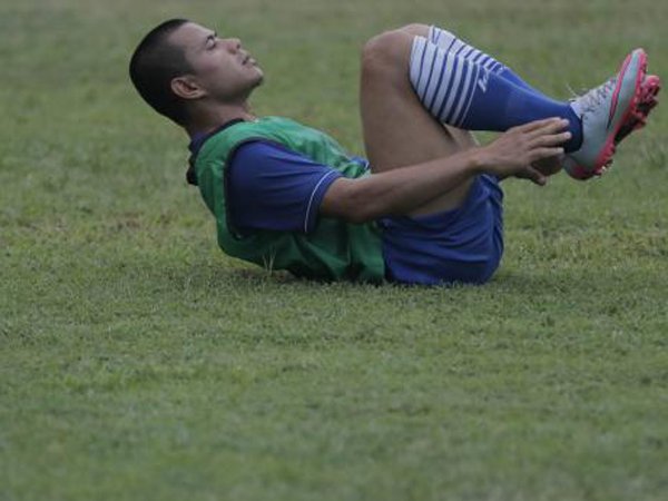Dua Pemain Persib Diragukan Bermain Pada Leg Kedua