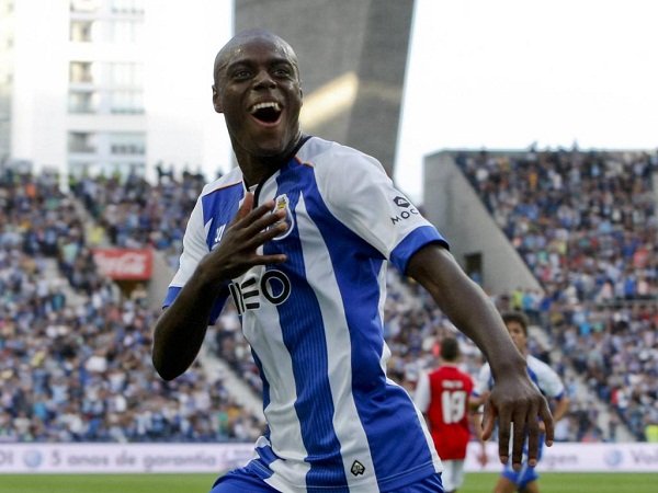 Manchester United Siap Jual Rojo Demi Martins Indi