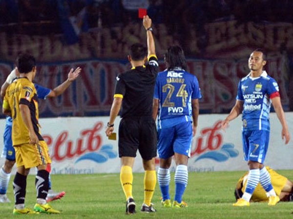 Hariono Dipastikan Absen Pada Laga Final