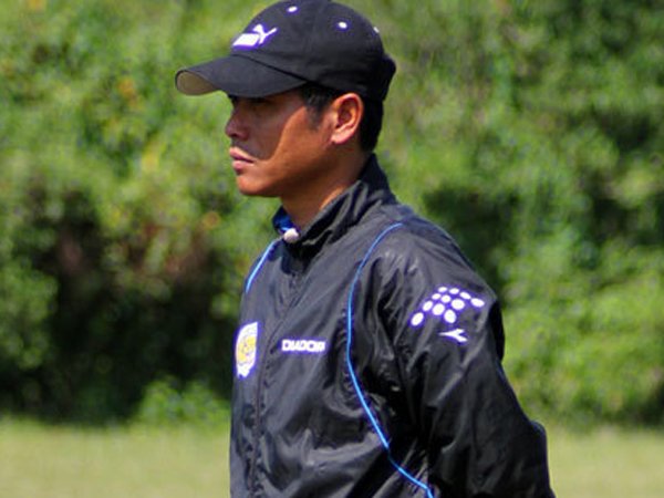 Meski Gagal Ke Final, Posisi Gethuk Tetap Aman Sebagai Pelatih Arema