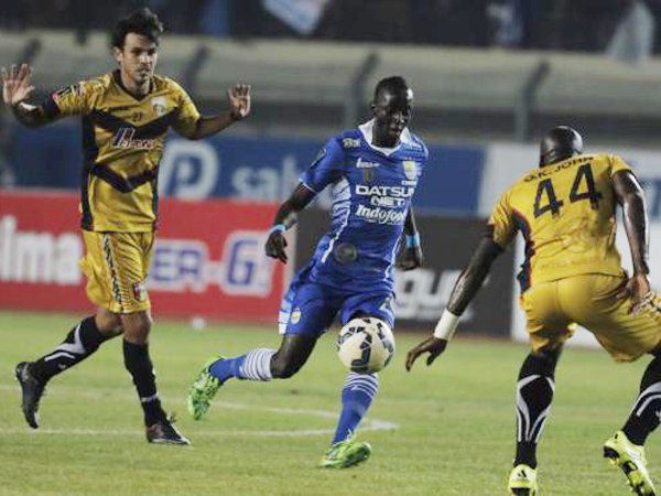 Konate Akan Kerja Keras Demi Kalahkan Calon Kakak Ipar