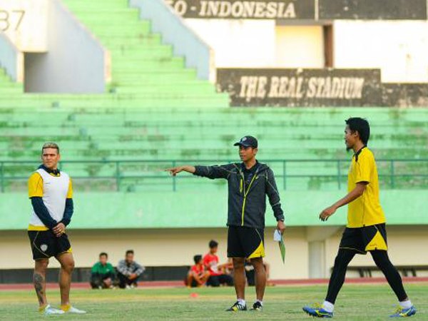 Gethuk Terus Bangkitkan Mental Pemain Arema