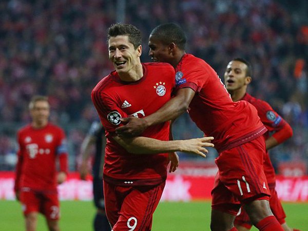 Thierry Henry: Lewandowski Striker Terbaik di Dunia