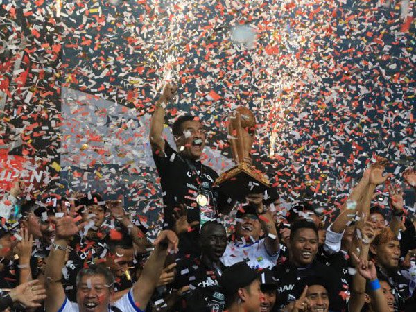 Umuh Muchtar Ucapkan Terima Kasih Kepada Bobtoh Dan The Jakmania