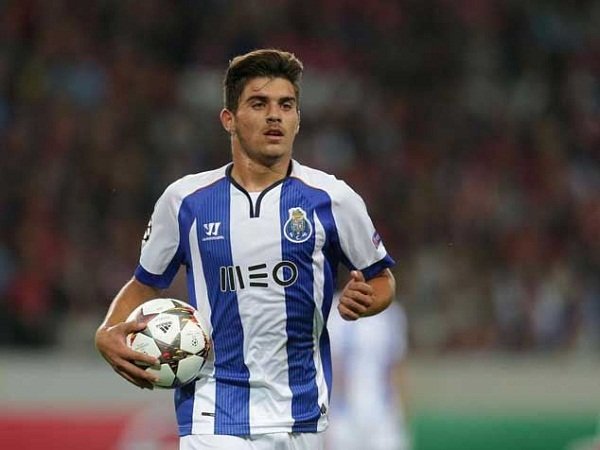 Arsenal Ikut Berburu Ruben Neves
