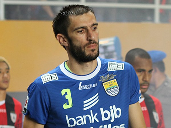 Vujovic Akan Bela Persib Dalam Piala Jenderal Sudirman