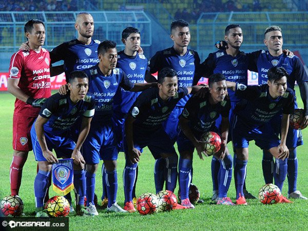 Arema Bungkam PBR Dengan Skor Telak