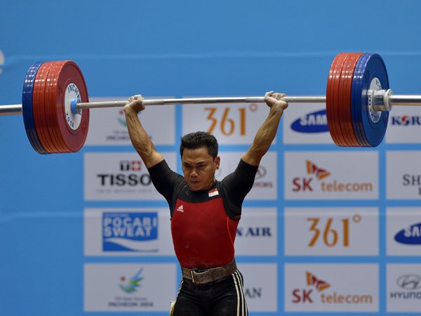 Angkat Besi Indonesia Raih 7 Tiket Olimpiade