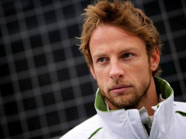Button urungkan niat pensiun dari F1
