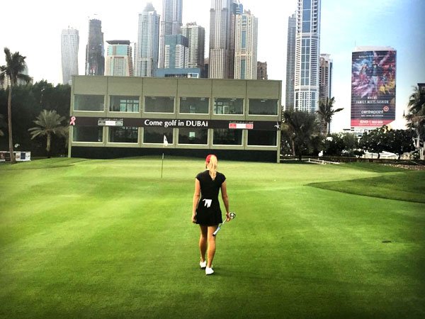 Paige Spiranac Pegolf Cantik & Seksi Asal Amerika