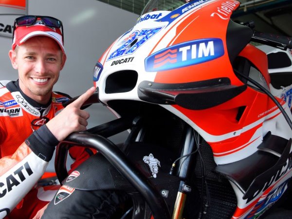 MotoGP 2016 terkendala adaptasi ban baru