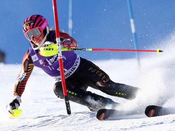 Gagnol Raih Emas Di Kejuaraan Dunia Ski Wanita