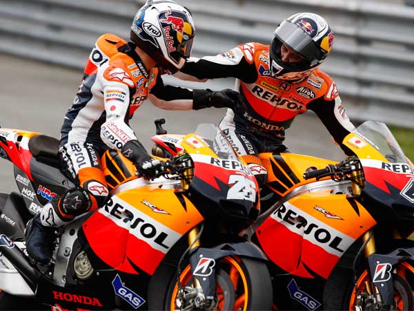 Berita MotoGP : Pembalap Honda Repsol Keluhkan Turbulensi Sayap