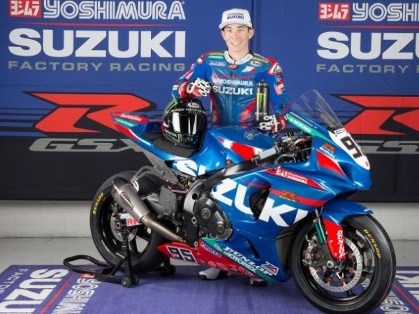 Berita MotoGP: Yoshimura Suzuki Meluncurkan Superbike Livery Untuk 2016