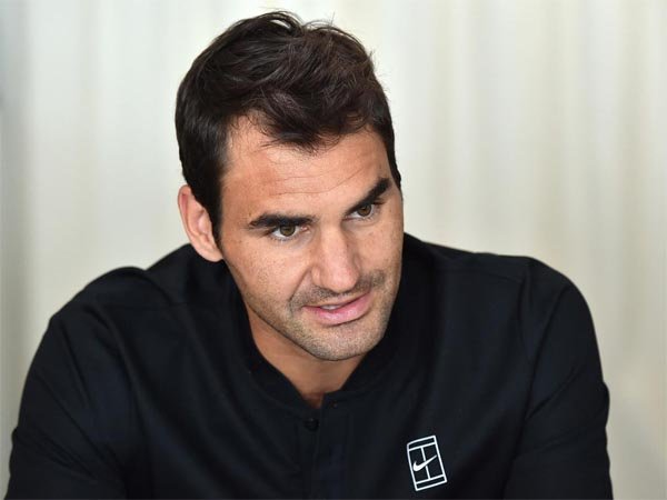 Berita Tenis: Roger Federer Mengikuti Kejuaraan Tenis di Monte Carlo