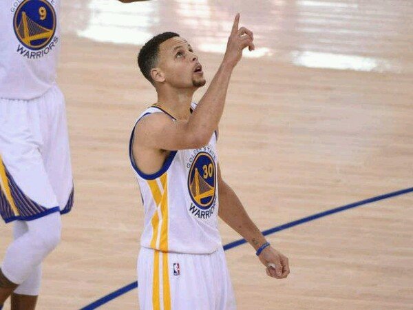 Berita Basket: Warrior Pecahkan Rekor Michael Jordan Bersama Chicago Bull's