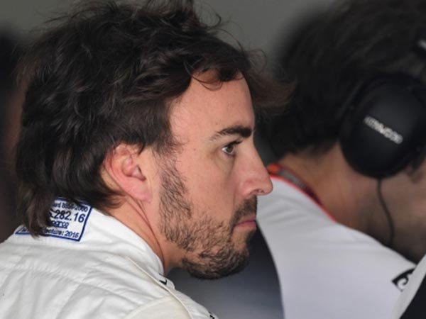 Berita F1: Ternyata Fernando Alonso Masih Sedikit Merasa Sakit