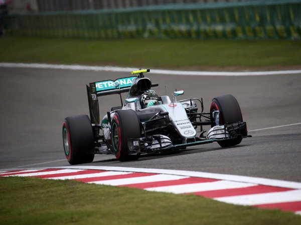 Berita Formula1: Nico Rosberg Rebut Pole Position GP Shanghai China 2016