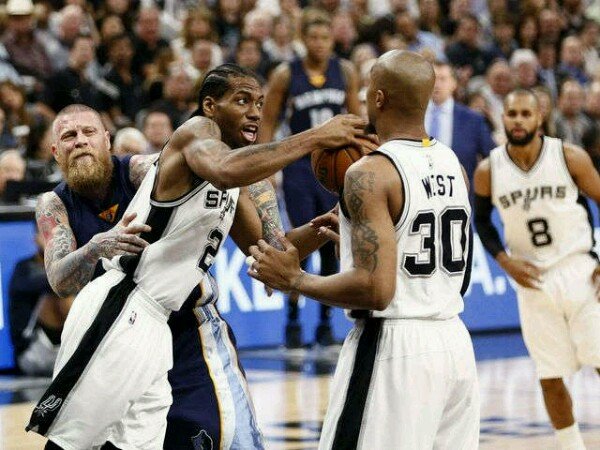 Berita Basket: Spurs Kalahkan Grizzles Dan Memimpin Poin 2-0