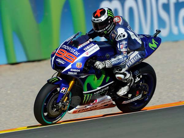 Berita MotoGP: Lorenzo Kesal dengan Ban Motornya.