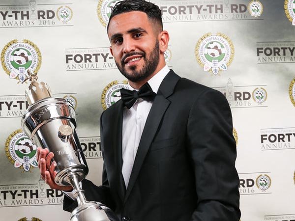 Berita Sepak Bola: Riyad Mahrez Dapat Penghargaan Pemain PFA 2015-2016