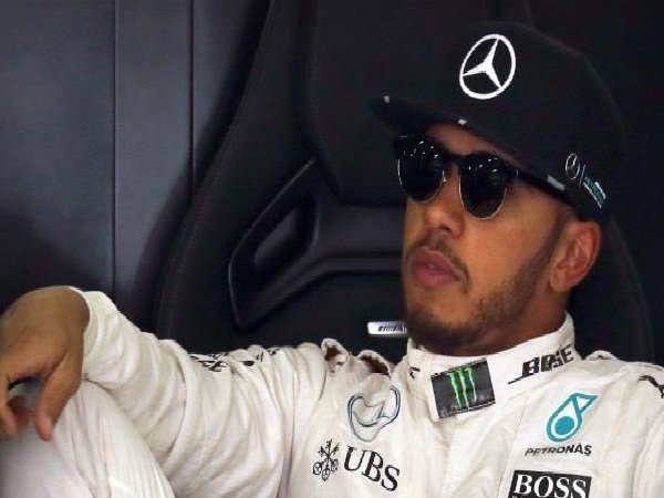 Berita Motorsport: Juara Formula Satu Lewis Hamilton lebih suka Terlihat Keren Daripada Aman