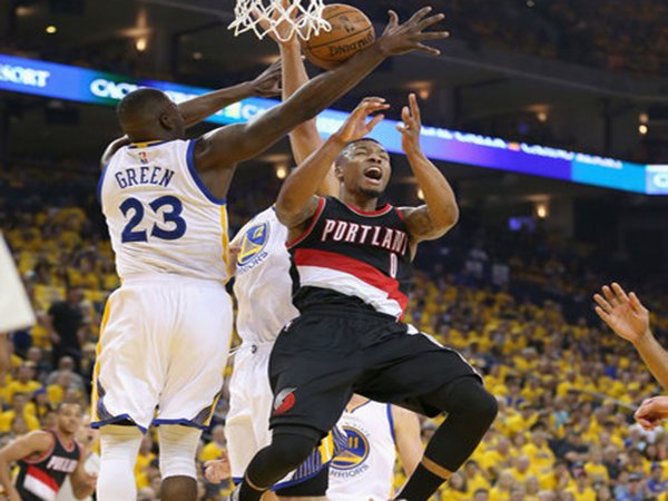 Berita Basket: Warriors Kalahkan Trail Blazers Di Game 1