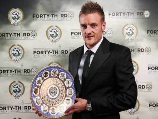 Berita Sepak Bola: Leicester City Meraup 150 Juta Euro Dari Kemenangan Liga Primer