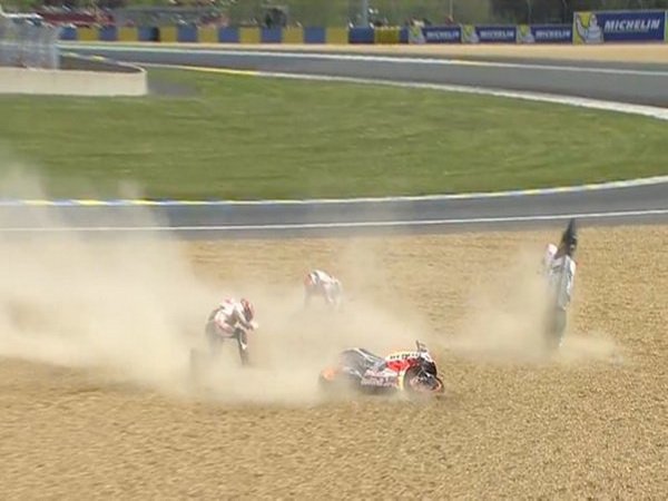 Berita MotoGP: Begini Nasib Marquez Saat Terjatuh Di GP Le Mans 2016