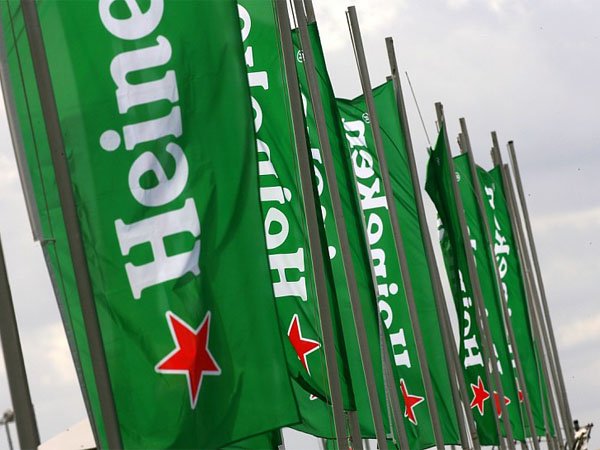Berita F1: Heineken Ikut Sponsor Pertandingan Mobil F1