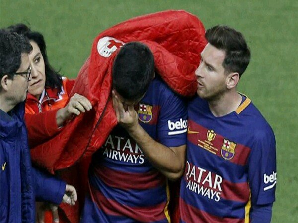 Berita Liga Spanyol: Barcelona Konfirmasi Cedera Suarez
