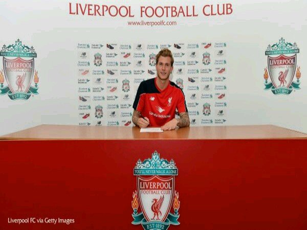 Berita Transfer Pemain: Liverpool Resmi Datangkan Kiper Baru Loris Karius