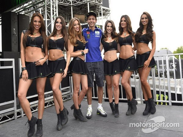 Berita MotoGP: Para Paddock Wanita Seksi Di MotoGP Mugello 2016