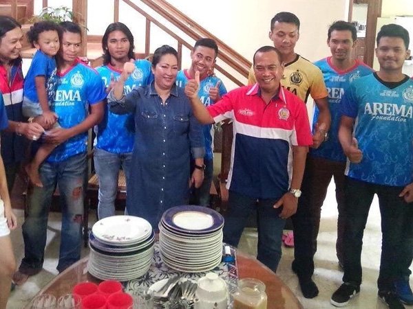 Berita Arema: Belum Pasti Ikut Kompetisi, Arema Indonesia (Winarso) Launching Tim dan Jersey