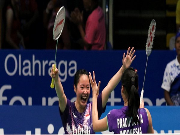 Berita Badminton: Rizki-Tiara Lolos Ke Babak Dua Indonesia Open Super Series 2016
