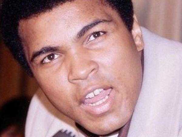 Berita Tinju: Muhammad Ali Dalam Kenangan – Ini Kalimat Ali Yang Paling Terkenal