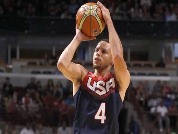 Berita Basket: Stephen Curry Lewatkan Olimpiade 2016